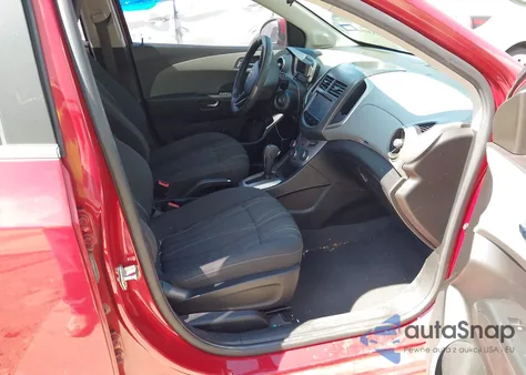 2016 Chevrolet Sonic Lt Auto z USA, uszkodzony, nr VIN 1G1JC6SH9G4152937